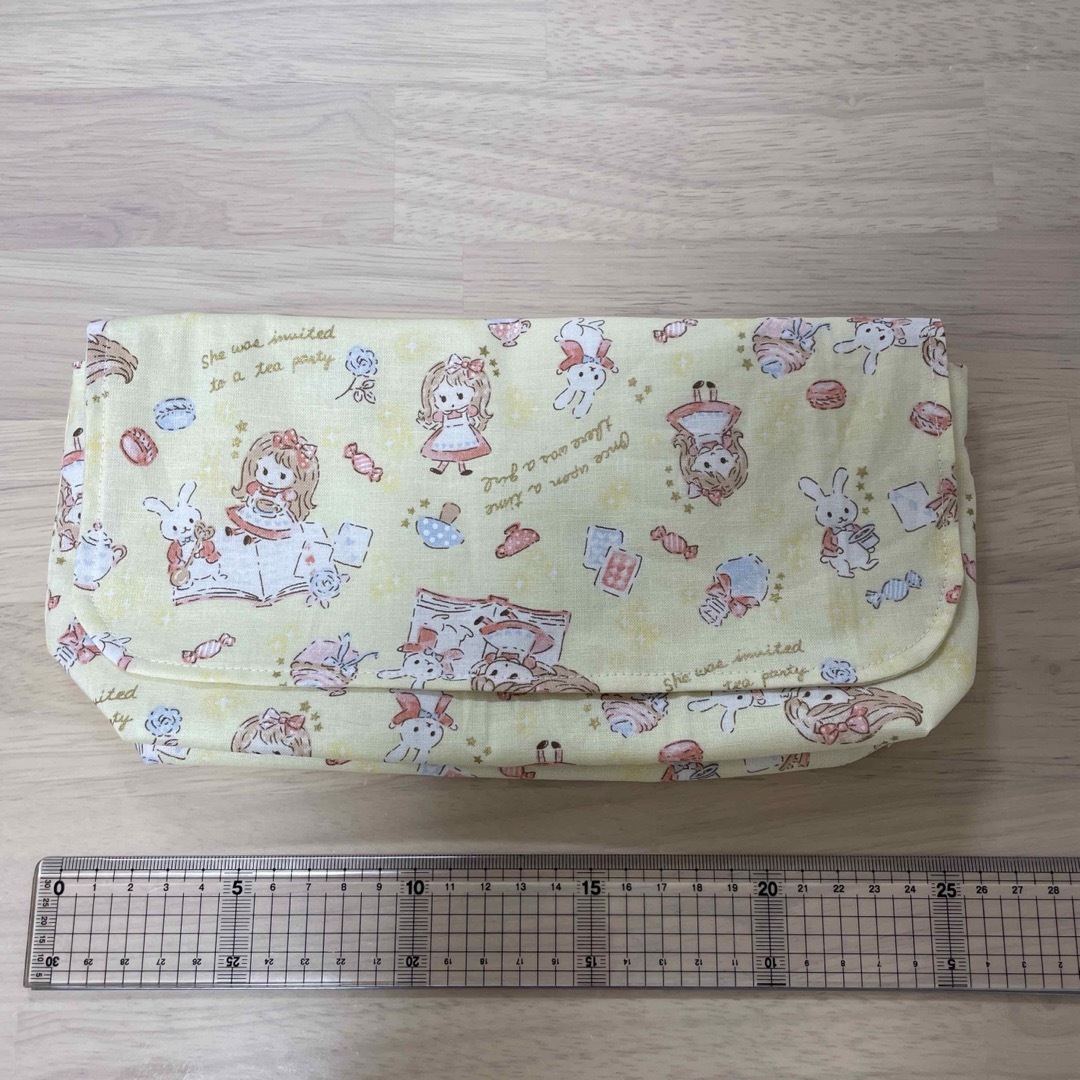 お弁当袋　封筒型　横入れ　マジックテープ　幼稚園　保育園　アルミ　トリオセット キッズ/ベビー/マタニティのこども用バッグ(ランチボックス巾着)の商品写真