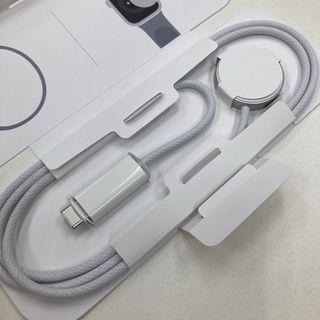 アップルウォッチ(Apple Watch)の新品 apple watch 充電器（タイプc）アップル純正品 充電コード(バッテリー/充電器)