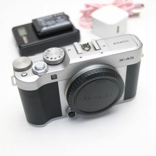 フジフイルム(富士フイルム)のFUJIFILM X-A5 シルバー  M222(ミラーレス一眼)