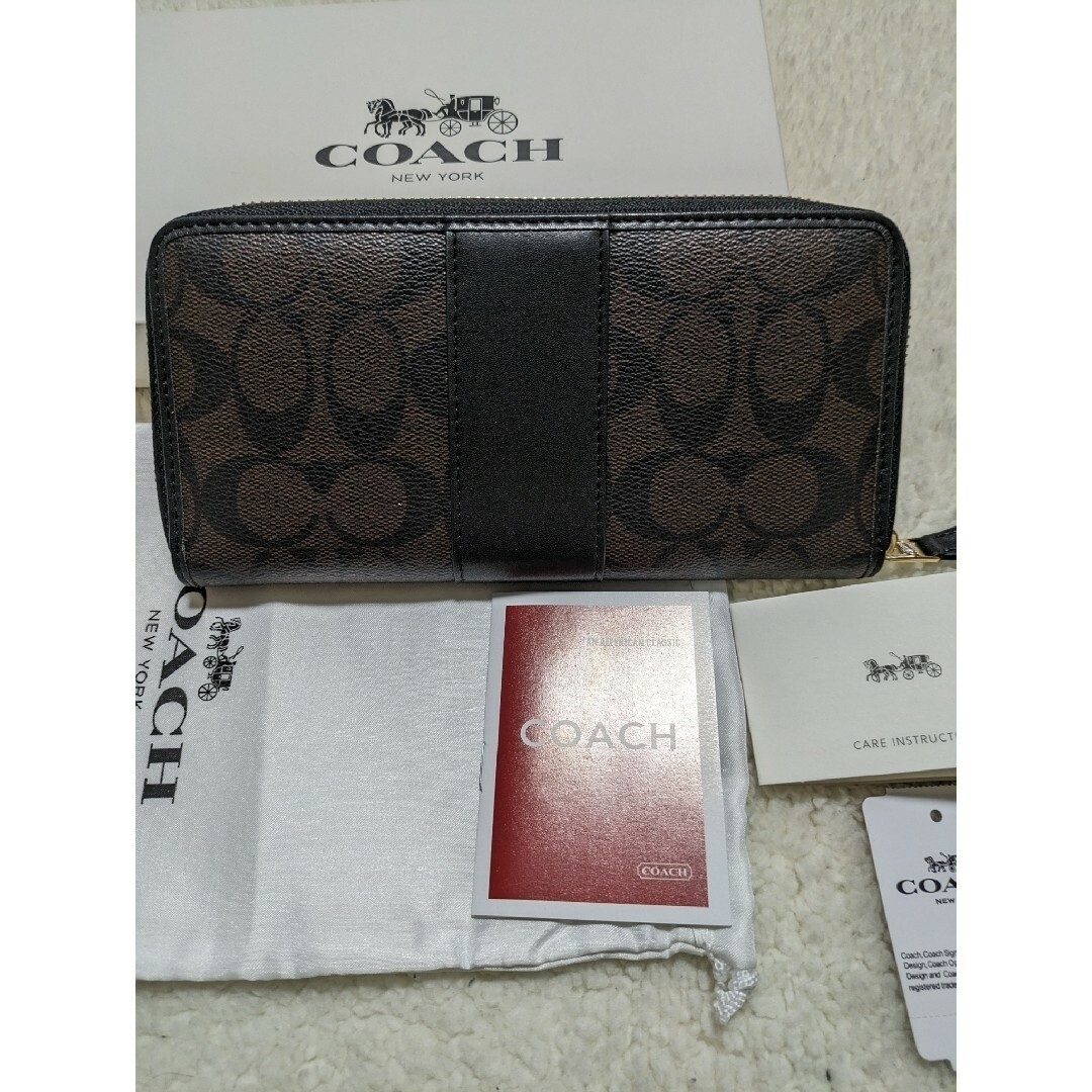 COACH(コーチ)のじゅん様専用　未使用品　コ-チ　シグネチャ−財布　レザー レディースのファッション小物(財布)の商品写真