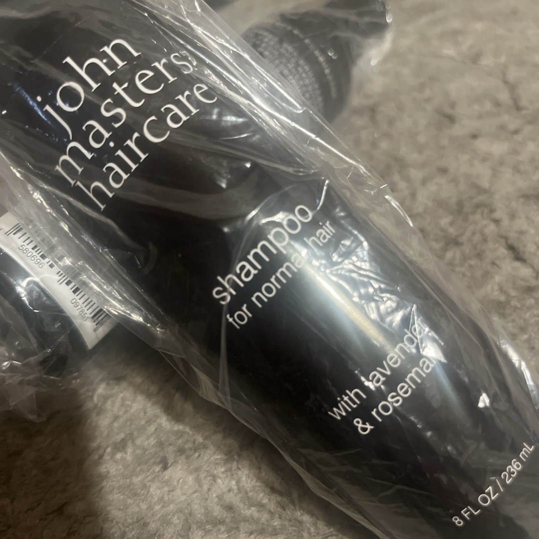 John Masters Organics(ジョンマスターオーガニック)のジョンマスターオーガニック　シャンプー２本SET コスメ/美容のヘアケア/スタイリング(ヘアケア)の商品写真