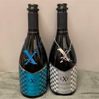 LOUIS VUITTON - ルイヴィトンシャンパンチャーム＋箱付き　２本セット