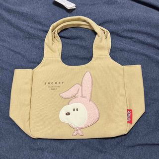 スヌーピー(SNOOPY)の新品　スヌーピー　トートバッグ　ランチバッグ　うさぎ　ベージュ　ブラウン(トートバッグ)