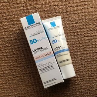 ラロッシュポゼ(LA ROCHE-POSAY)のラロッシュポゼ トーンアップ パールホワイト 30ml 新品 日焼け止め　下地(化粧下地)