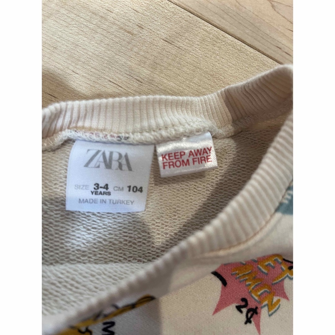 ZARA(ザラ)のお揃い トレーナー 2枚セット キッズ/ベビー/マタニティのキッズ服女の子用(90cm~)(Tシャツ/カットソー)の商品写真