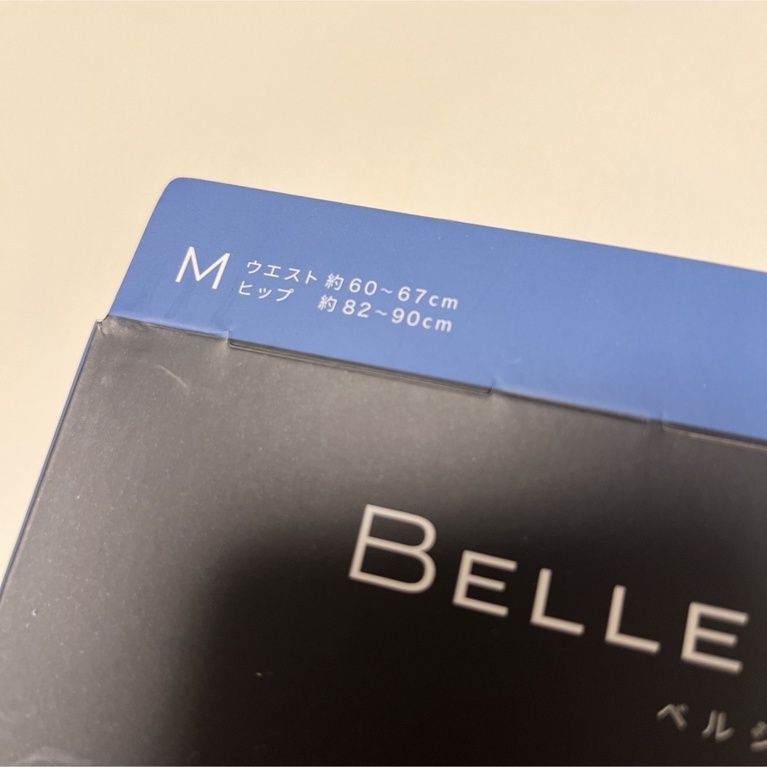 BELMISE(ベルミス)のベルシリーズ　着圧レギパン サイドスリット ブラック Mサイズ  レディースのパンツ(スキニーパンツ)の商品写真