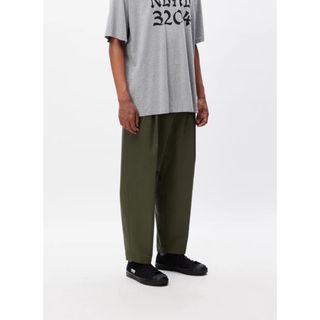 ネイバーフッド(NEIGHBORHOOD)のneighborhood TWO TUCK PANTS OLIVE L(チノパン)