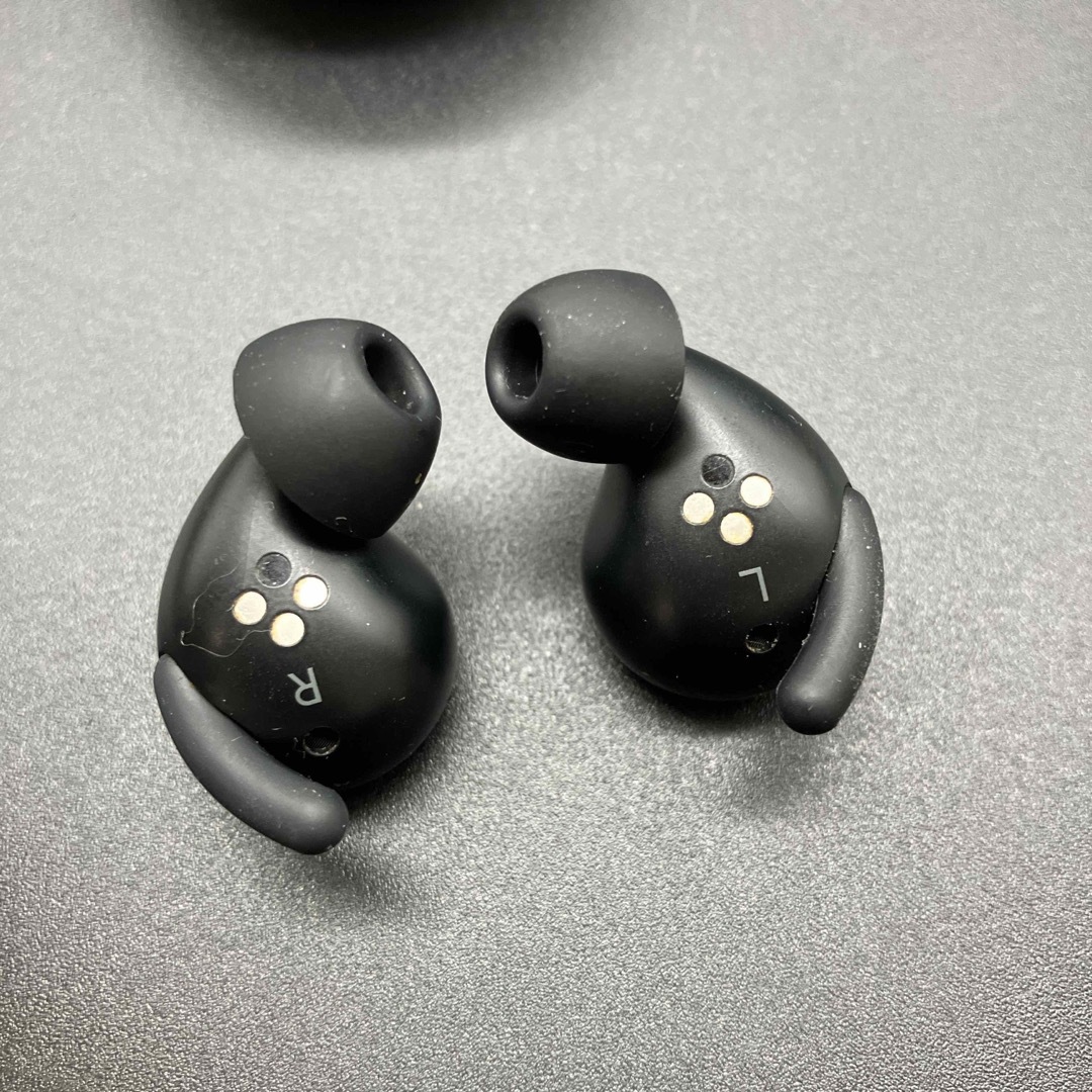 Google(グーグル)の即決 Google Pixel Buds ワイヤレスイヤホン スマホ/家電/カメラのオーディオ機器(ヘッドフォン/イヤフォン)の商品写真