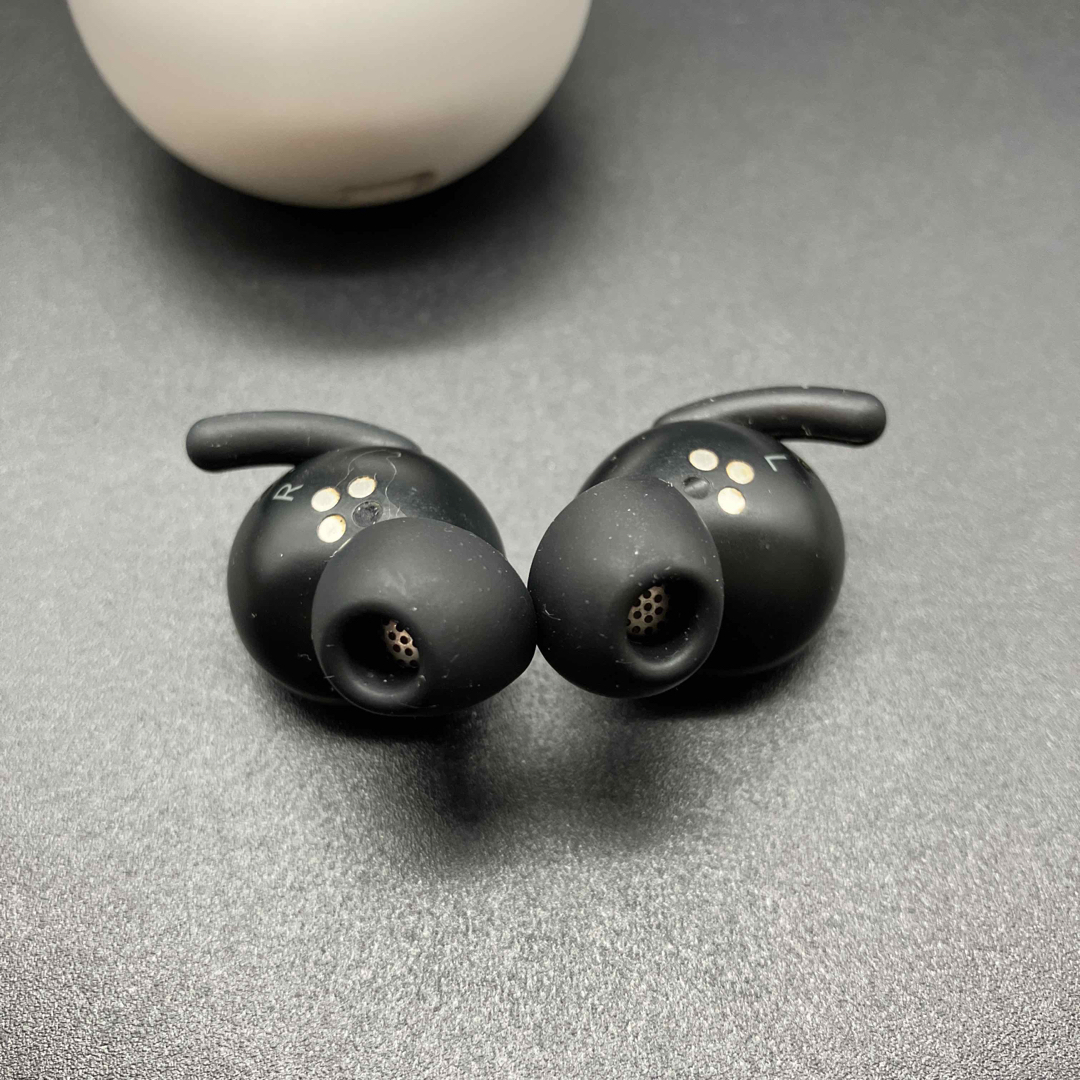 Google(グーグル)の即決 Google Pixel Buds ワイヤレスイヤホン スマホ/家電/カメラのオーディオ機器(ヘッドフォン/イヤフォン)の商品写真