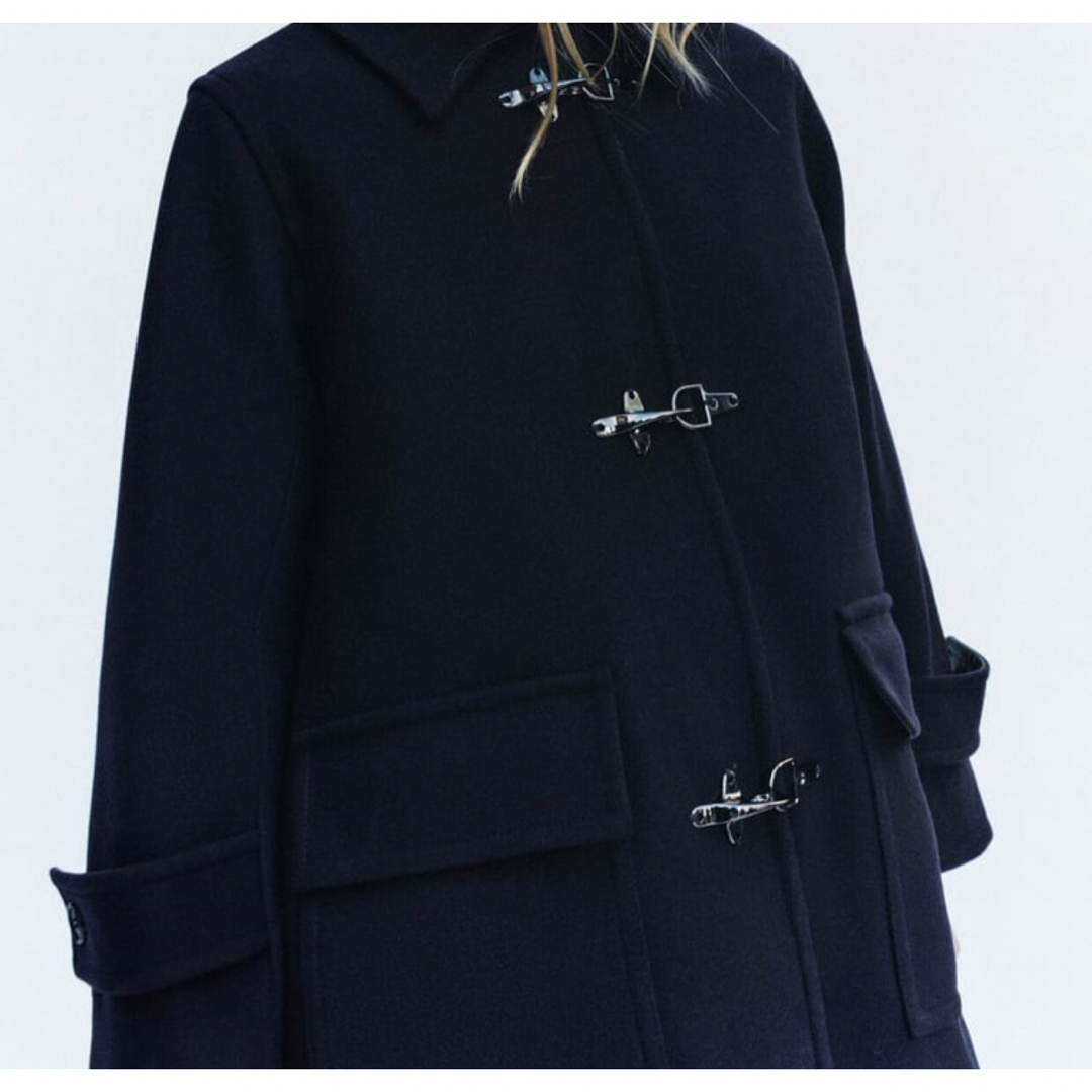 ZARA(ザラ)のZW COLLECTION MANTECO ウールブレンド コート トグルボタン レディースのジャケット/アウター(ロングコート)の商品写真