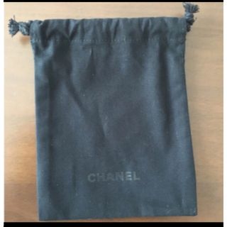 シャネル(CHANEL)のシャネル　CHANEL ポーチ　巾着　黒　ブラック　袋(ポーチ)