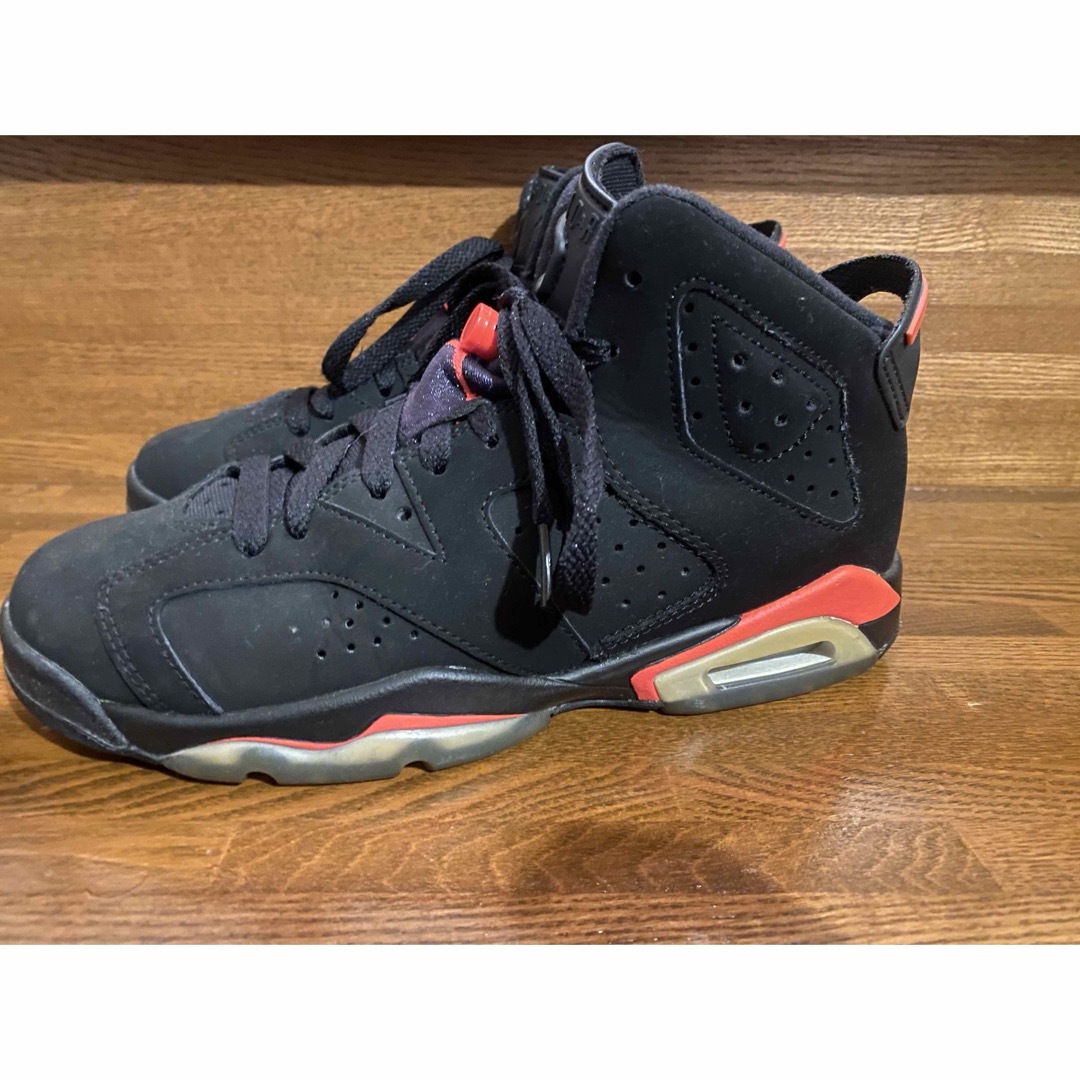 Jordan Brand（NIKE）(ジョーダン)のNIKE AIR JORDAN 6 RETRO BLACK INFRARED レディースの靴/シューズ(スニーカー)の商品写真