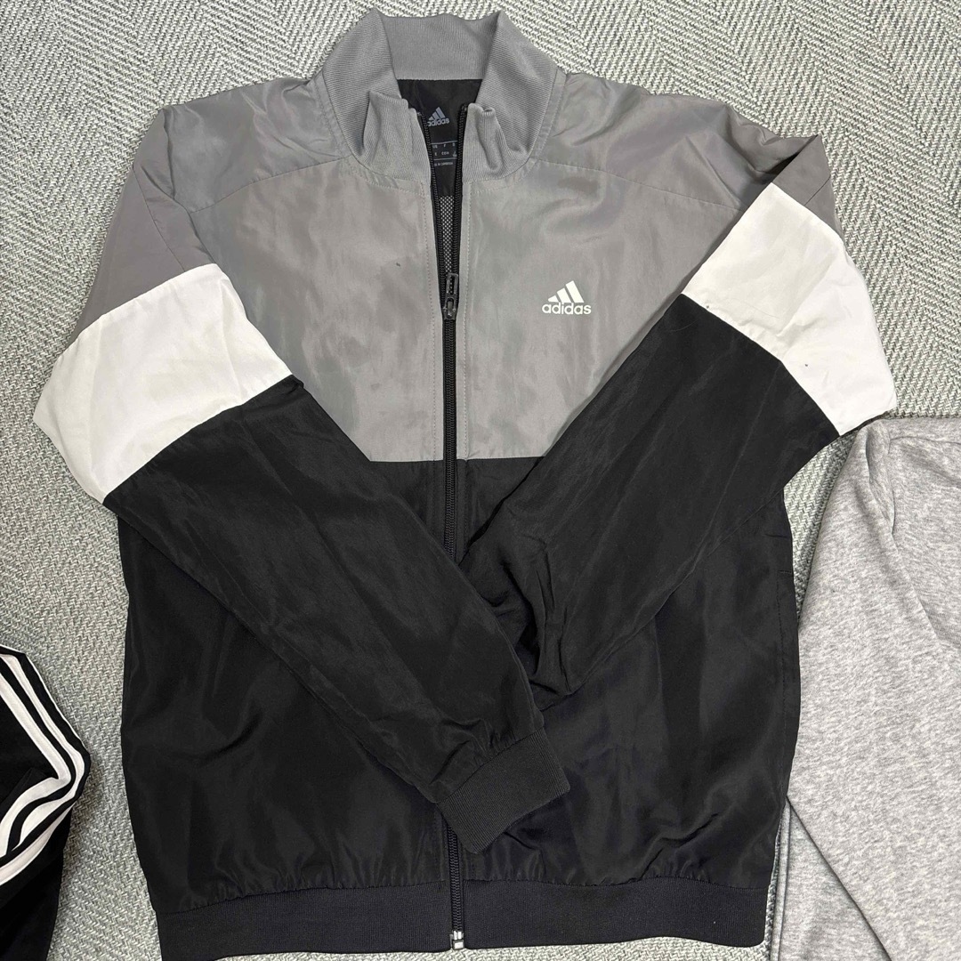 adidas(アディダス)の男の子　まとめ売り　150㎝ キッズ/ベビー/マタニティのキッズ服男の子用(90cm~)(その他)の商品写真