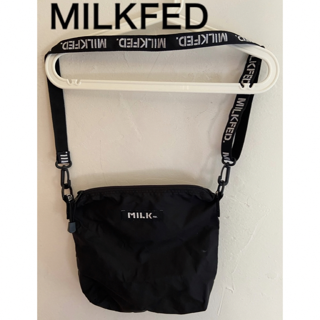 MILKFED.(ミルクフェド)のMILKFED ミルクフェド ショルダーバッグ ブラック ナイロン レディースのバッグ(ショルダーバッグ)の商品写真