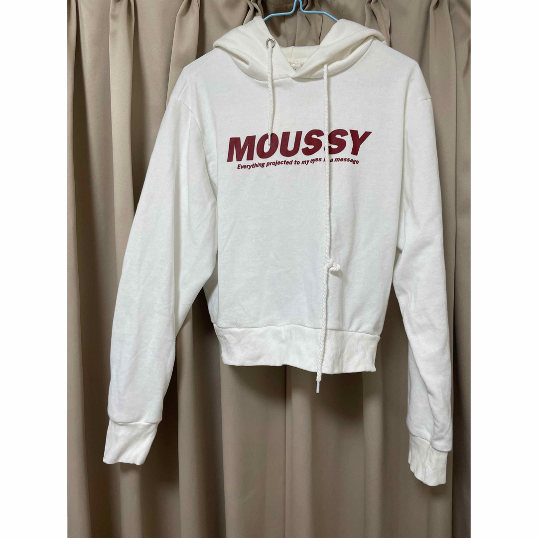 moussy(マウジー)のmoussy マウジー ボックスロゴ パーカー レディースのトップス(パーカー)の商品写真