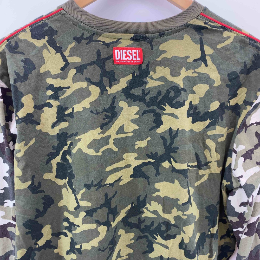 DIESEL(ディーゼル)のDIESEL メンズ ディーゼル ルームウェア　セットアップ カモフラージュ柄　スウェット メンズのトップス(スウェット)の商品写真