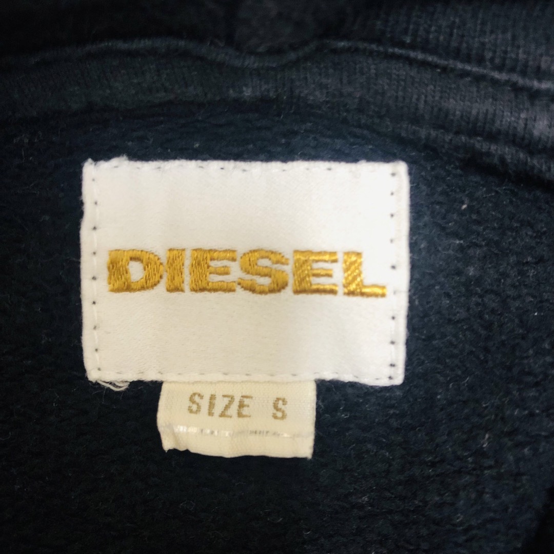 DIESEL(ディーゼル)の【美品】DIESEL パーカー　黒　ディーゼル ブラック  裏起毛 スウェット メンズのトップス(パーカー)の商品写真