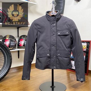 ベルスタッフ(BELSTAFF)の超美品☆BELSTAFF レディース ナイロンジャケット ブラック/40(装備/装具)