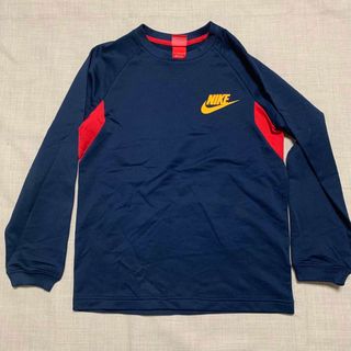 ナイキ(NIKE)のNIKE ナイキ　トレーナー(Tシャツ/カットソー)