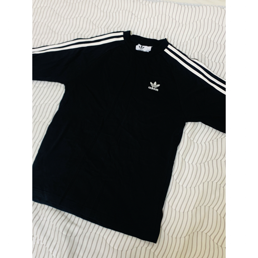 adidas(アディダス)のadidasロンT メンズのトップス(Tシャツ/カットソー(七分/長袖))の商品写真