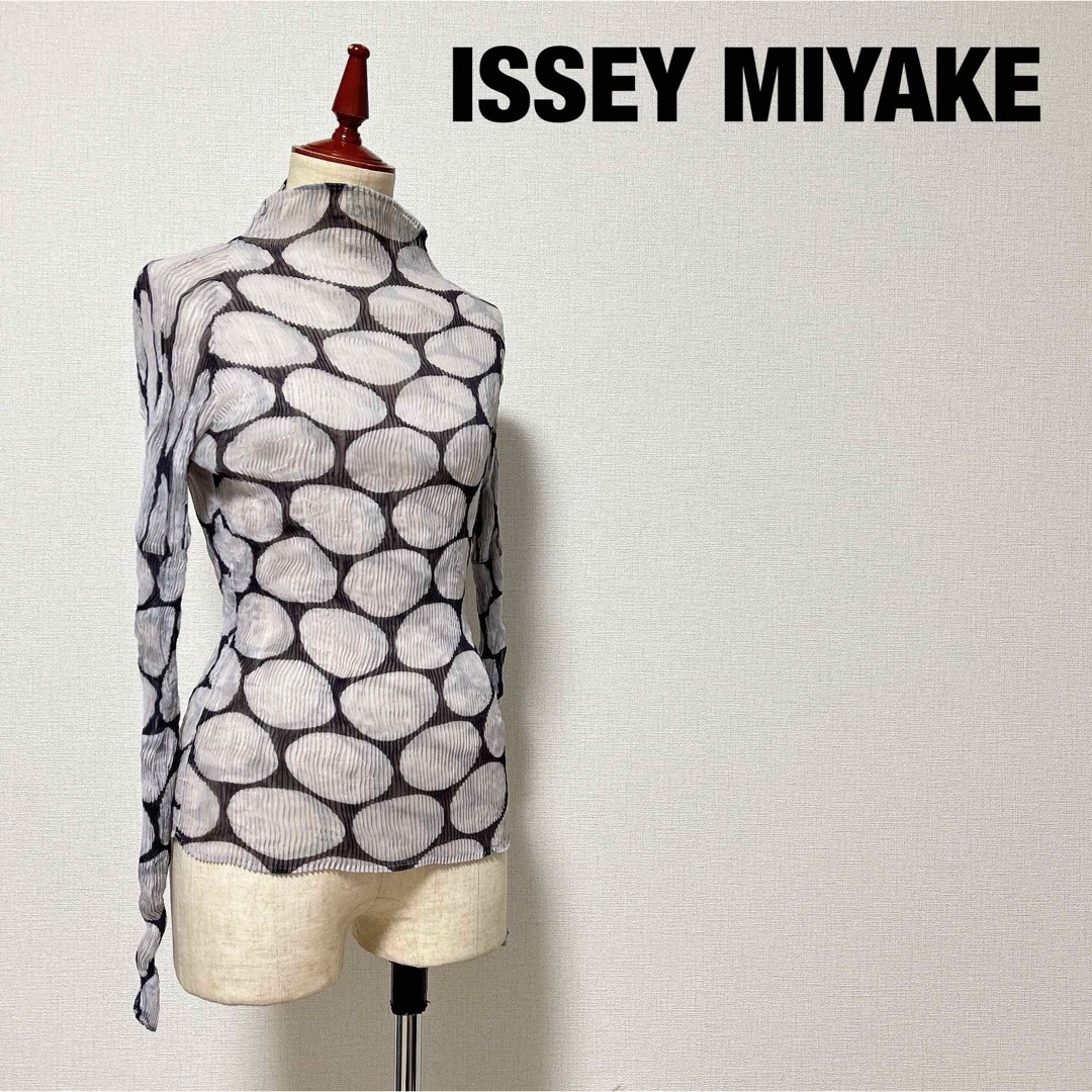 ISSEY MIYAKE ストレッチ トップス タイト 総柄カットソー(長袖/七分)