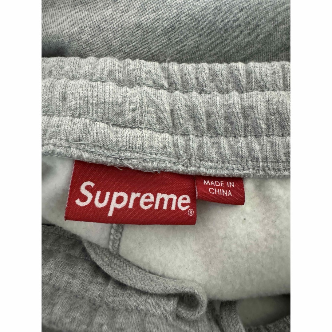 トップスSupreme Satin Appliqu Sweatpant  スウェット　L