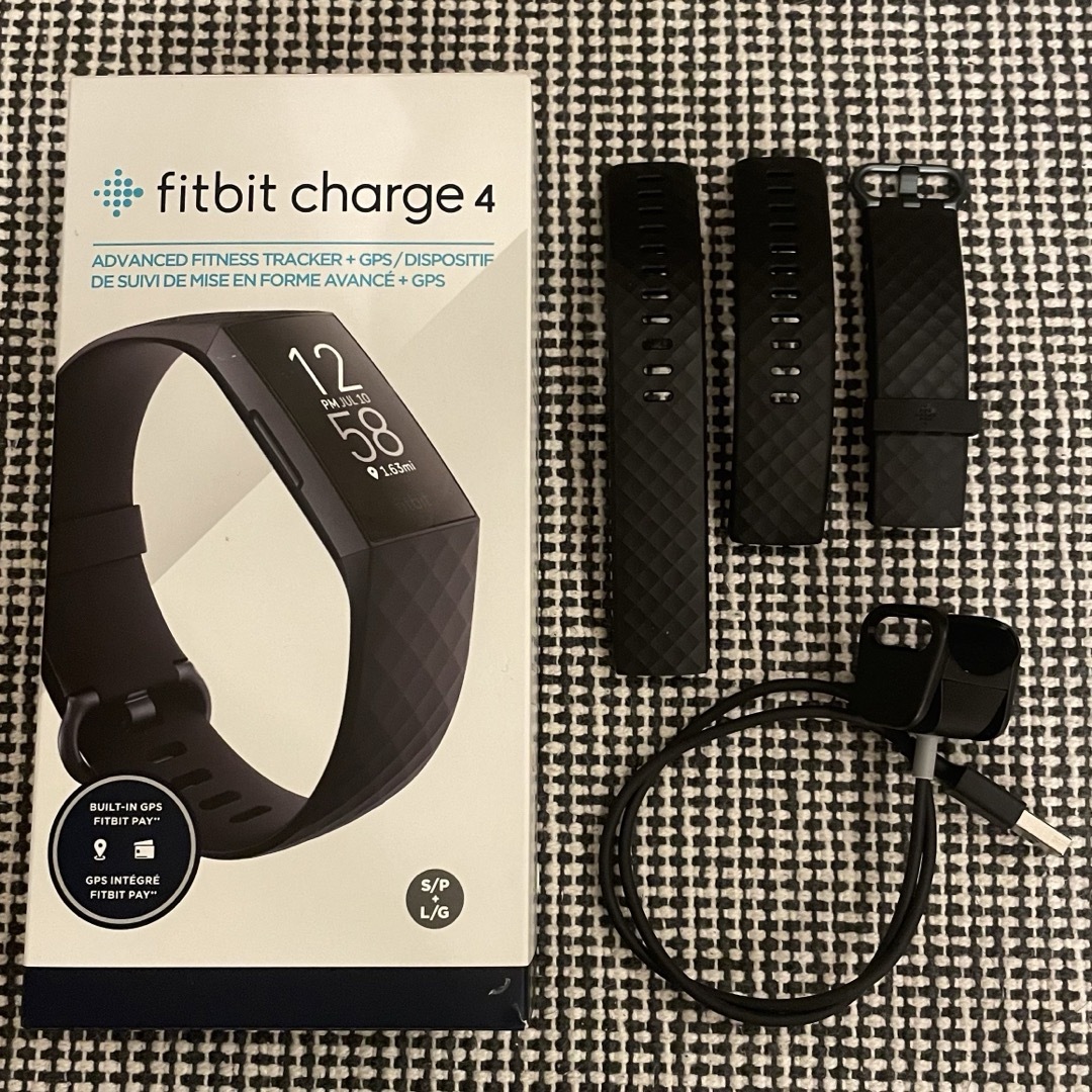 Google(グーグル)のfitbit charge4 バンド 充電コード【箱無し】 メンズの時計(ラバーベルト)の商品写真