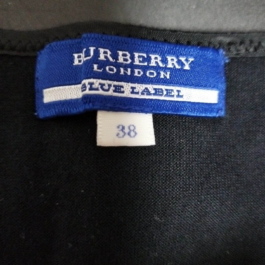 BURBERRY(バーバリー)のBURBERRY　トップス半裸 レディースのトップス(Tシャツ(半袖/袖なし))の商品写真