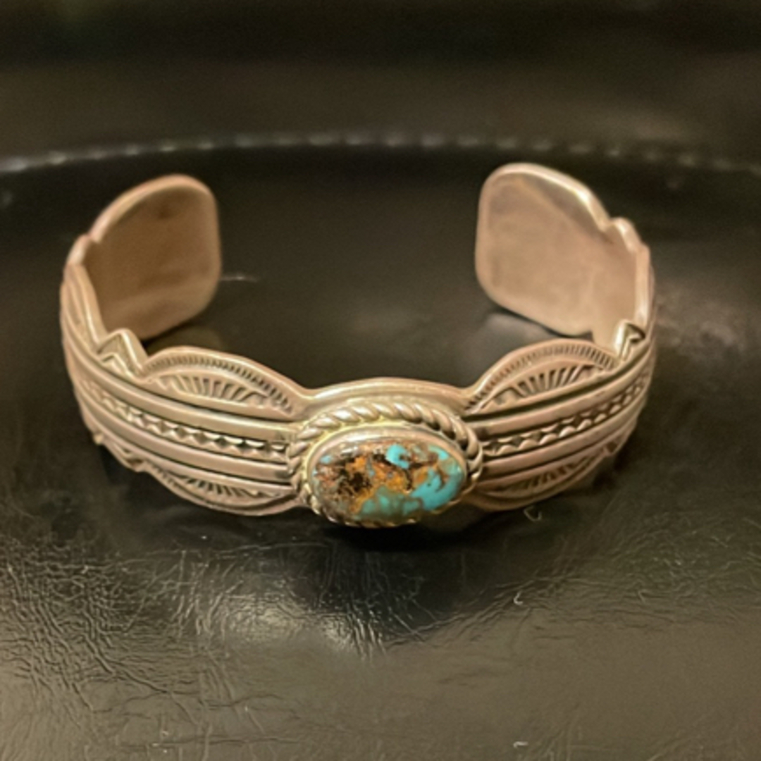 INDIAN JEWELRY(インディアンジュエリー)のNavajo ナバホ Geneva Ramone ターコイズマウンテン メンズのアクセサリー(バングル/リストバンド)の商品写真