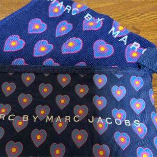 マークジェイコブス(MARC JACOBS)の新品未使用　マークジェイコブスポーチとミニタオル(ポーチ)