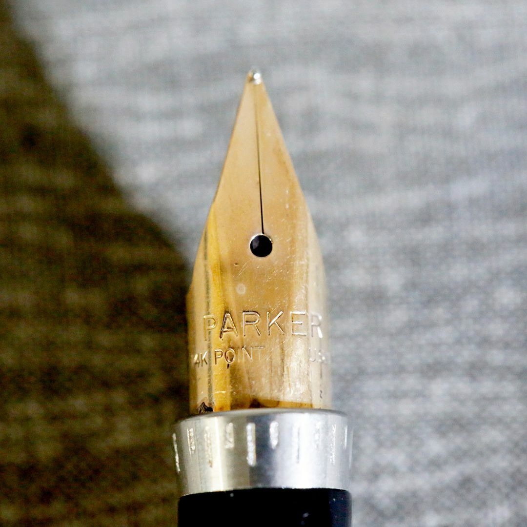 Parker(パーカー)の【美品 送料込み】パーカー 万年筆 ７５ インシグニア ゴールドフィルド 金張り インテリア/住まい/日用品の文房具(ペン/マーカー)の商品写真