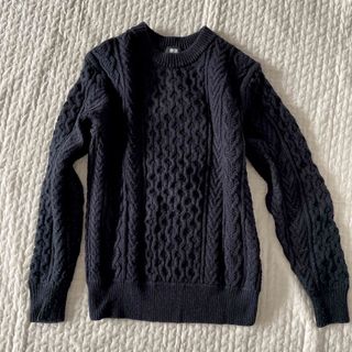 ユニクロ(UNIQLO)の【SALE】ユニクロ　ケーブルニット　セーター　ネイビー　紺　UNIQLO(ニット/セーター)