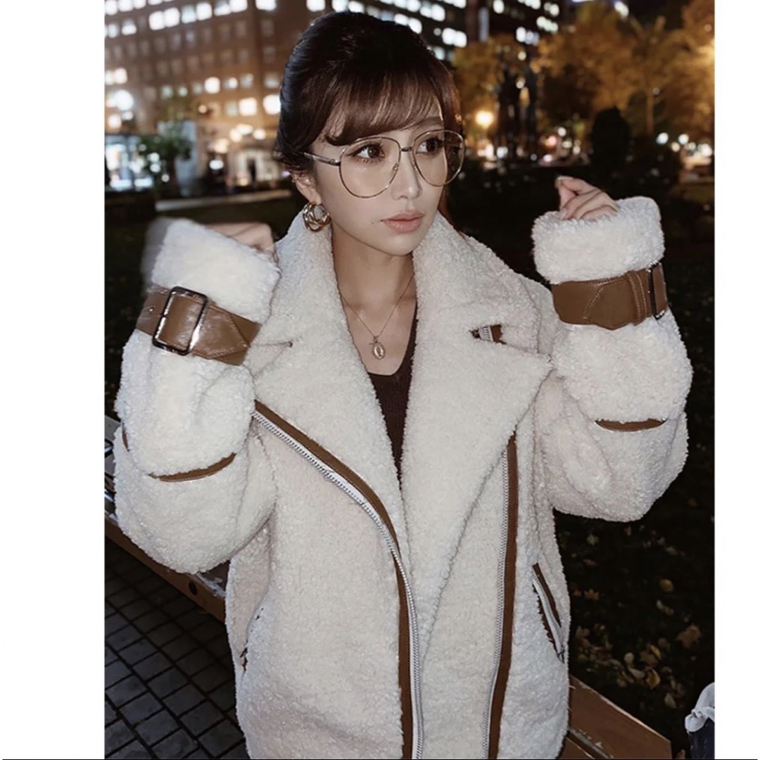eimy istoire(エイミーイストワール)のeimy♡ ビックボアジャケット レディースのジャケット/アウター(ブルゾン)の商品写真