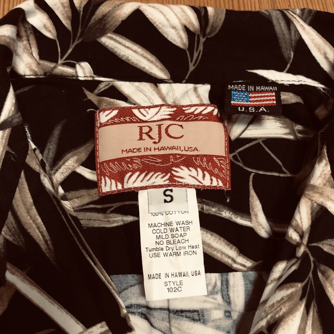 ROBERT J. CLANCEY(ロバートジェイクレンシー)のRJC  アールジェイシー アロハシャツ Sサイズ 笹柄 ハワイ製 メンズのトップス(Tシャツ/カットソー(半袖/袖なし))の商品写真