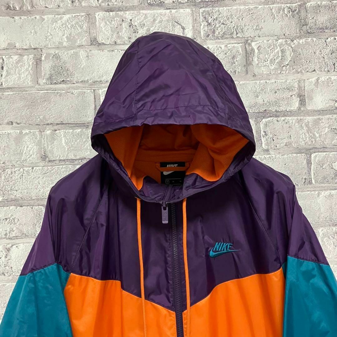 NIKE - 【NIKE】ナイキ ナイロンジャンバー 長袖 お洒落 美品の NIKE - 【NIKE】ナイキ ナイロンジャンバー 長袖 お洒落 美品の