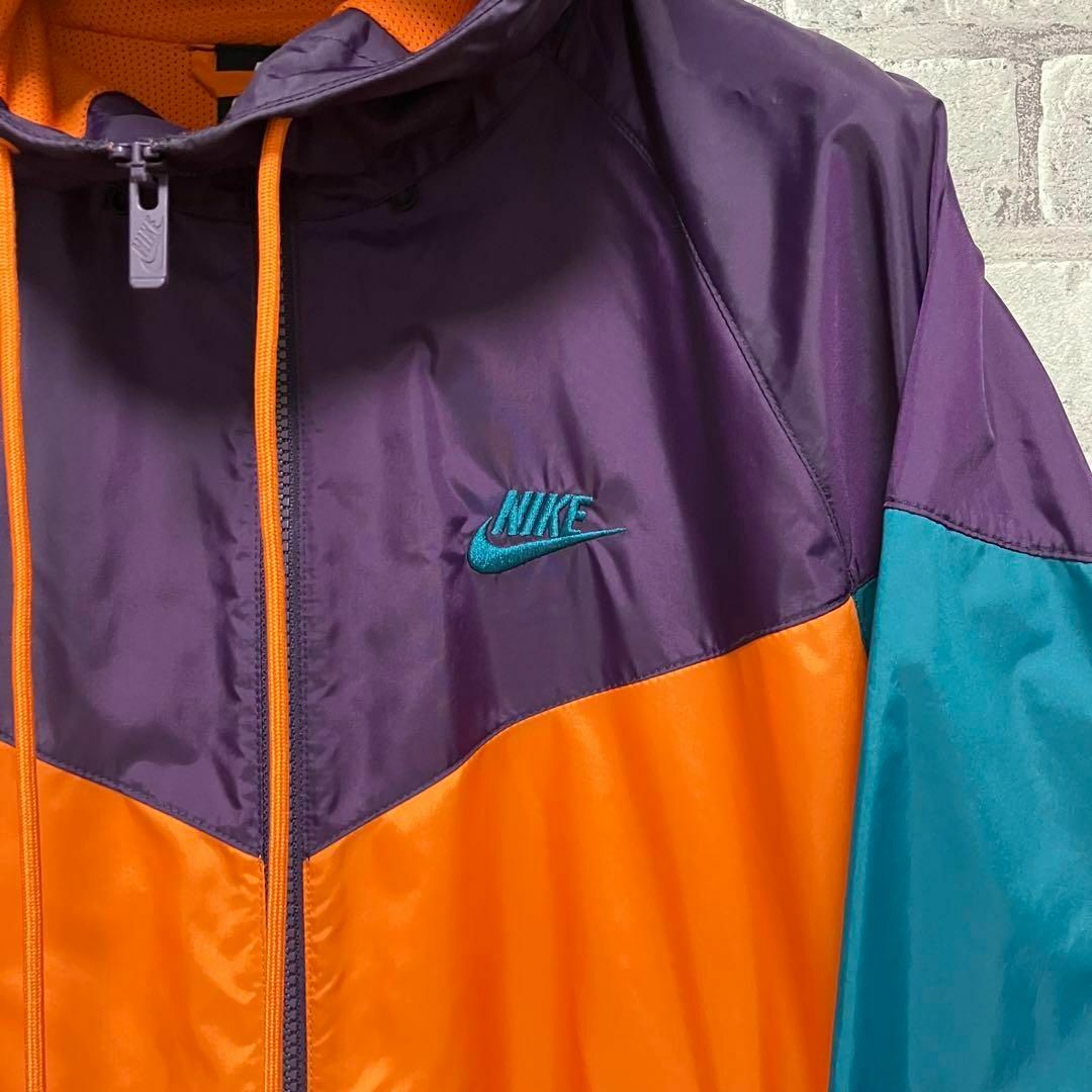 NIKE - 【NIKE】ナイキ ナイロンジャンバー 長袖 お洒落 美品の NIKE - 【NIKE】ナイキ ナイロンジャンバー 長袖 お洒落 美品の