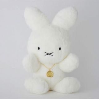 ミッフィー(miffy)の早い者勝ち！ミッフィー  60周年　ぬいぐるみ(キャラクターグッズ)