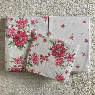 LAURA ASHLEY - ローラアシュレイ ベッドリネン 3点セットの通販 by LAURA ASHLEY - ローラアシュレイ ベッドリネン 3点セットの通販 by