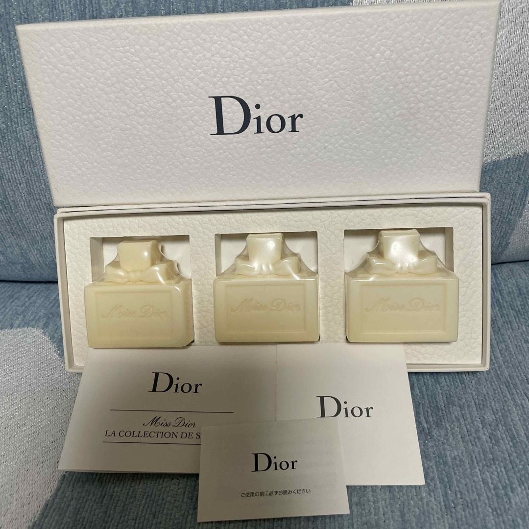 Christian Dior(クリスチャンディオール)のChristian Dior 石鹸 鉛筆セット コスメ/美容のボディケア(ボディソープ/石鹸)の商品写真