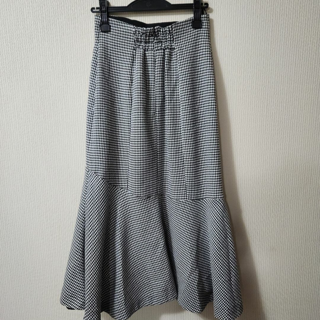 JUSGLITTY(ジャスグリッティー)のアシメマーメイドスカート 千鳥格子柄 レディースのスカート(ロングスカート)の商品写真