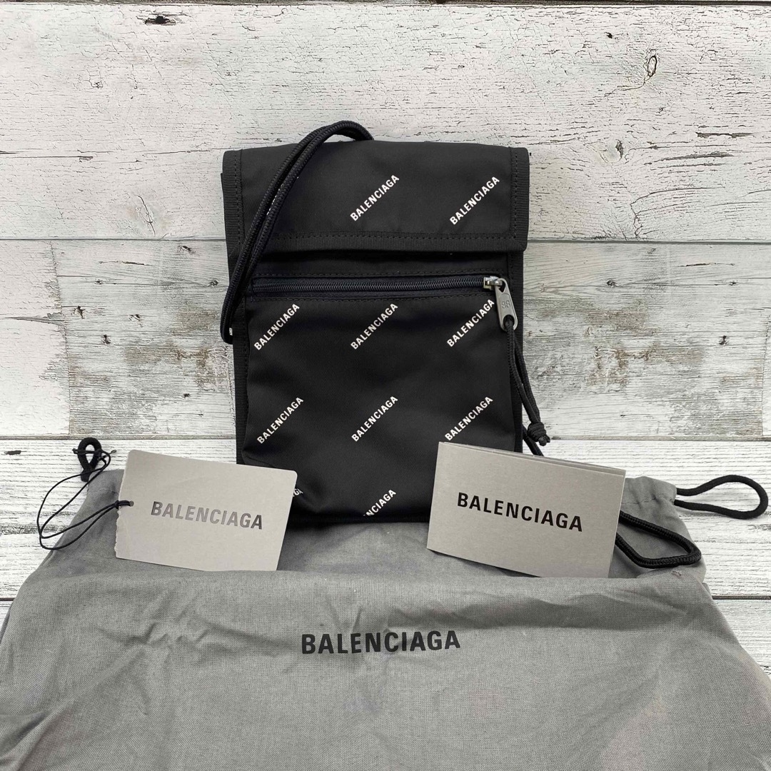 Balenciaga ショルダーポーチ ブラック数回使用しています