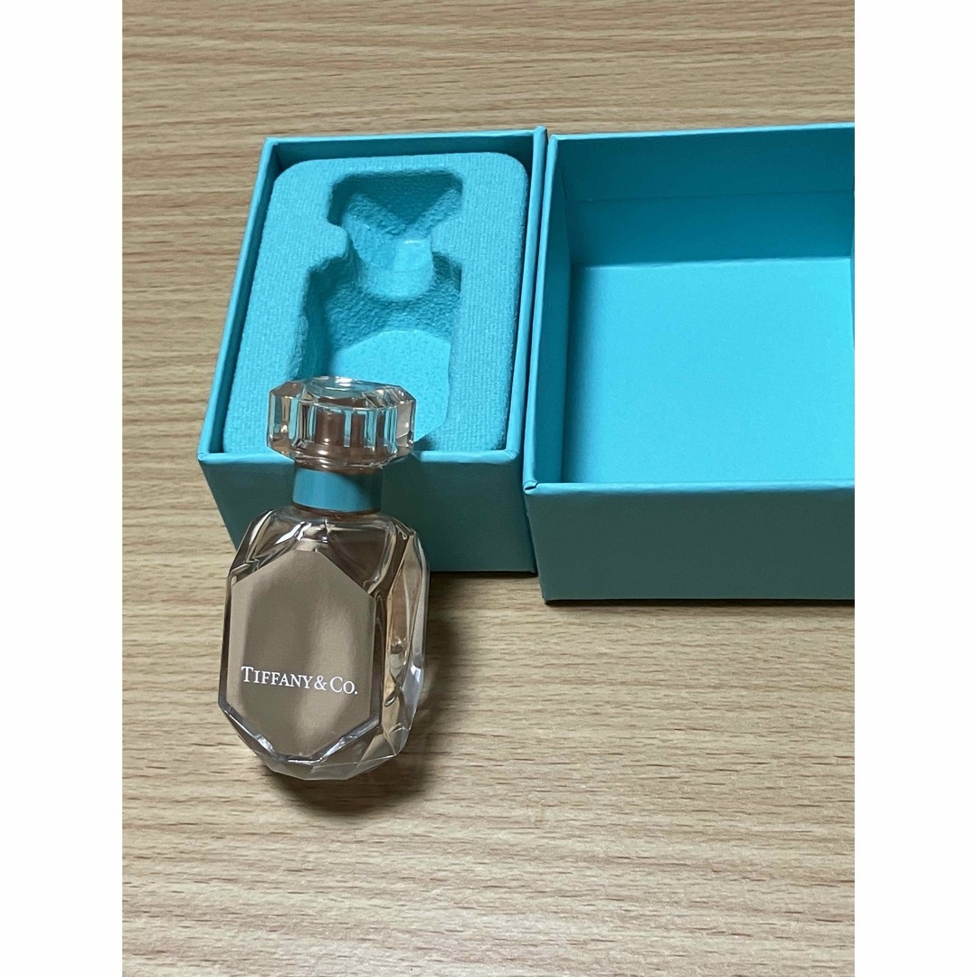 Tiffany & Co.(ティファニー)のティファニー ローズゴールド オー ドパルファム 5ml コスメ/美容の香水(香水(女性用))の商品写真