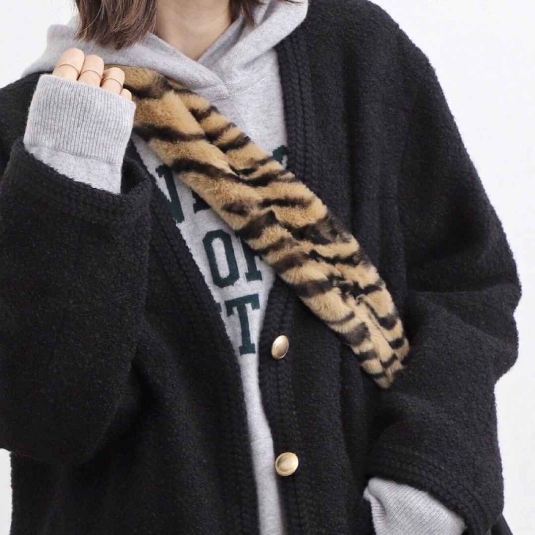 L'Appartement DEUXIEME CLASSE(アパルトモンドゥーズィエムクラス)のL'Appartement GOOD GRIEF! FAUX FUR STRAP レディースのファッション小物(その他)の商品写真