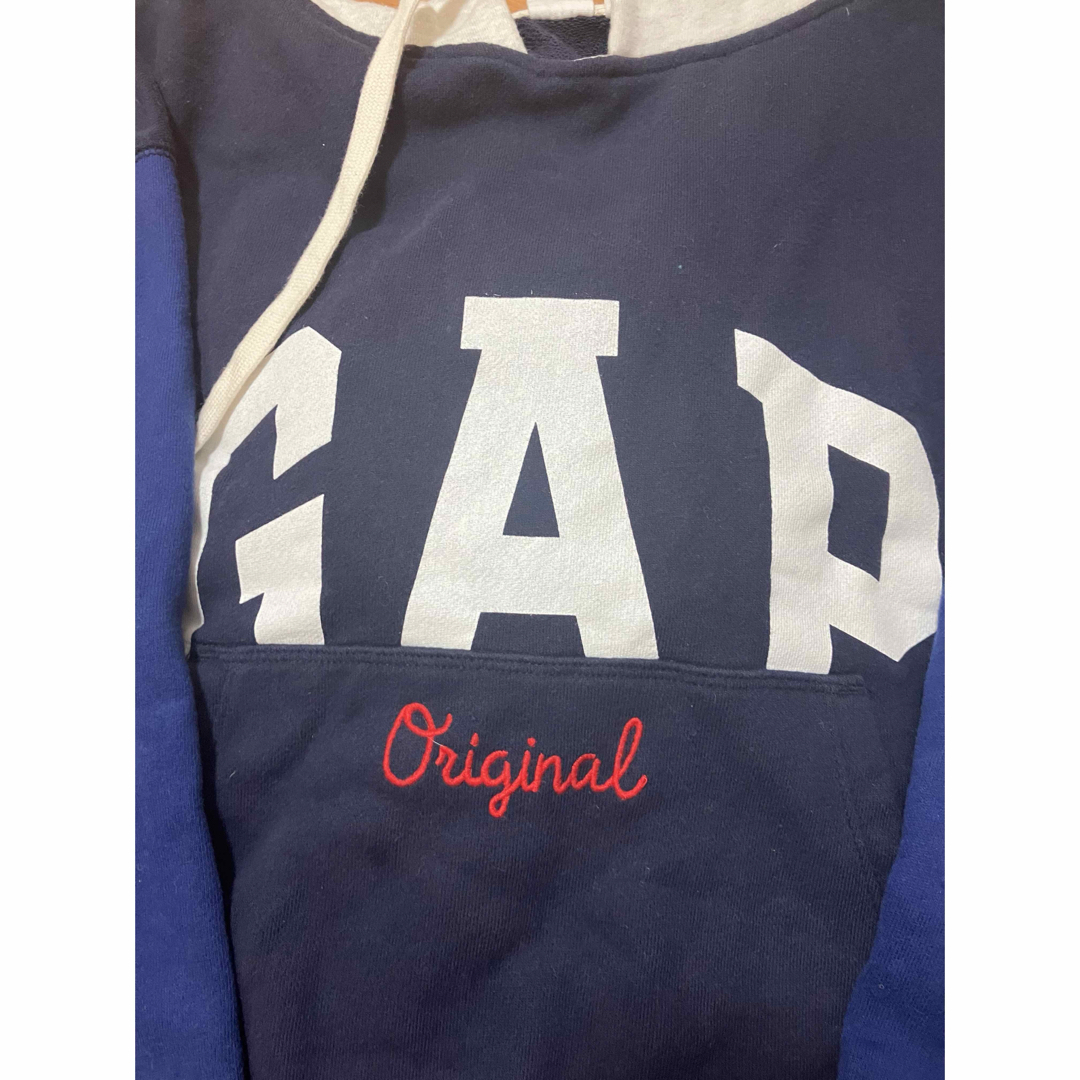 GAP(ギャップ)のギャップGAP ロゴパーカー　ロング丈　スウェット　ネイビー紺　S レディースのトップス(パーカー)の商品写真