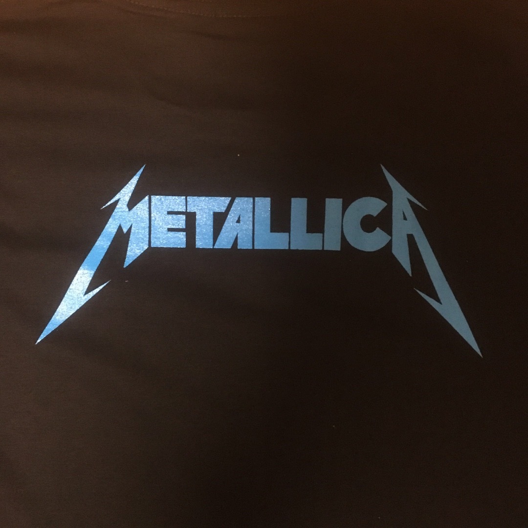 METALLICA(メタリカ)の【XLサイズ】メタリカ☆バンドTシャツ　両面プリント　ブラック　新品未使用 メンズのトップス(Tシャツ/カットソー(半袖/袖なし))の商品写真