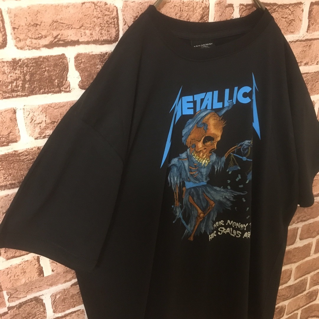 METALLICA(メタリカ)の【XLサイズ】メタリカ☆バンドTシャツ　両面プリント　ブラック　新品未使用 メンズのトップス(Tシャツ/カットソー(半袖/袖なし))の商品写真