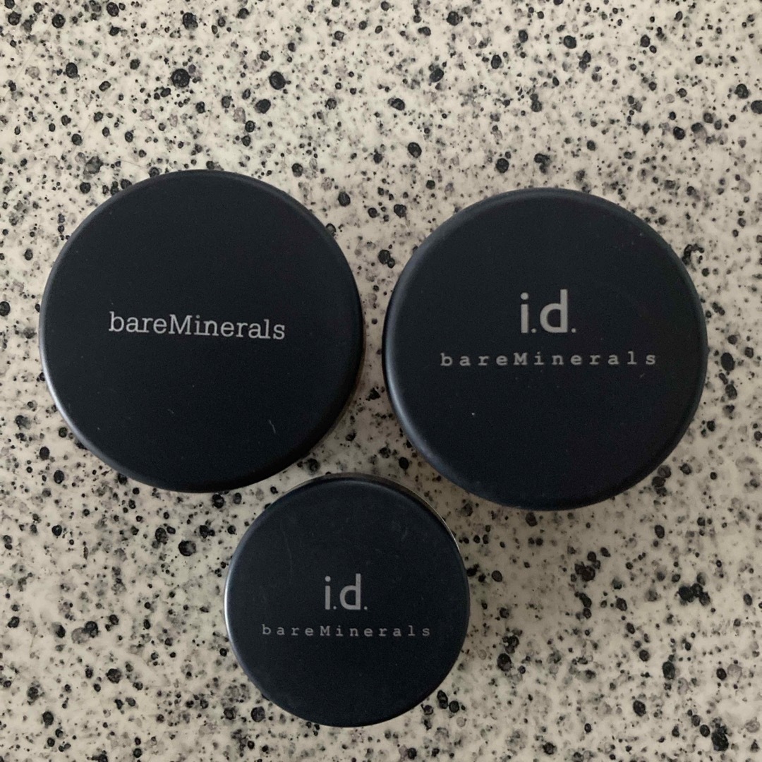 bareMinerals(ベアミネラル)のベアミネラル コスメ/美容のベースメイク/化粧品(フェイスパウダー)の商品写真