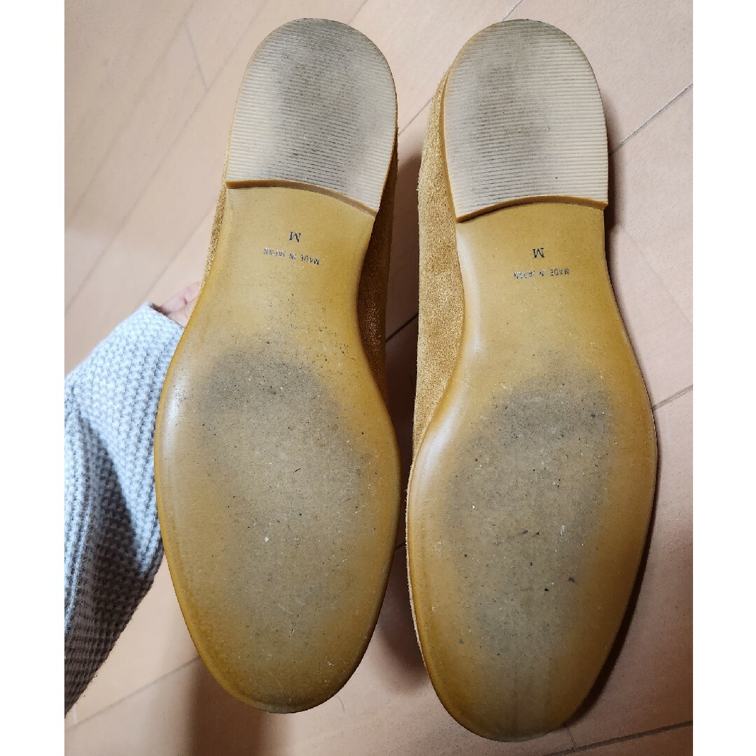 YAECA(ヤエカ)のque shoes plain  ベロア　ベージュ　Mサイズ レディースの靴/シューズ(ローファー/革靴)の商品写真