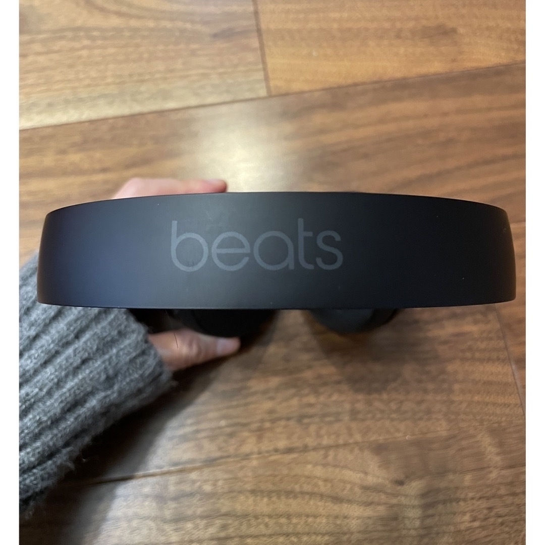 Beats by Dr Dre(ビーツバイドクタードレ)のbeats solo3  ワイヤレス　ブラック スマホ/家電/カメラのオーディオ機器(ヘッドフォン/イヤフォン)の商品写真