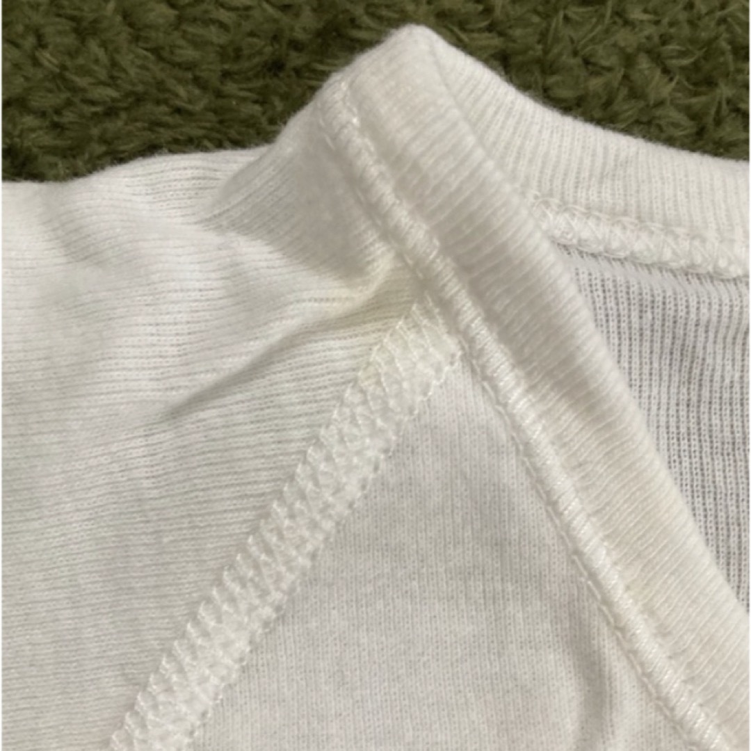 MOOMIN(ムーミン)の新生児 コンビ肌着 ムーミン ホワイト無地 ワンポイント キッズ/ベビー/マタニティのベビー服(~85cm)(肌着/下着)の商品写真